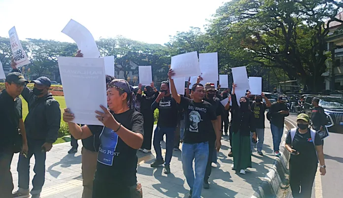 Kekecewaan mendalam menyelimuti insan pers di Malang Raya menyusul pernyataan Presiden RI Prabowo Subianto yang menyebut wartawan sebagai 'Londo Ireng'.