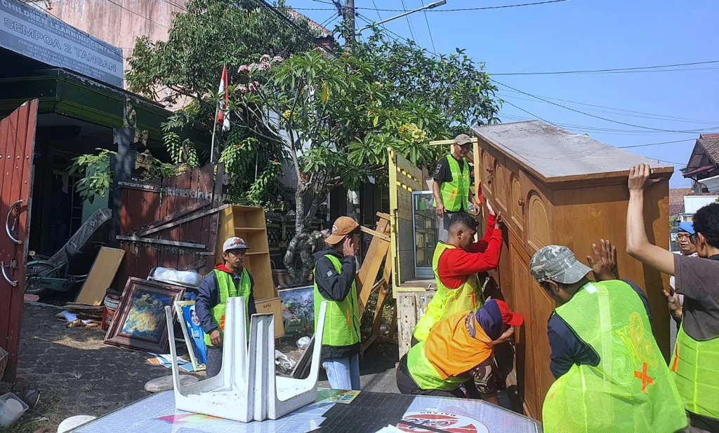 Kuasa Hukum PT BPR Lestari Sumardhan menerangkan, kredit senilai Rp1,42 miliar diberikan kepada termohon pada 25 Maret 2019 dan telah diperpanjang lima kali