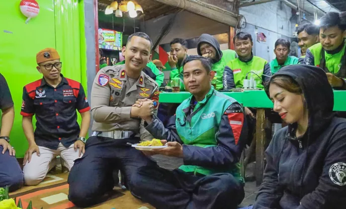 Satlantas Polresta Malang Kota Sambut Harlantas ke-71 dengan Doa Bersama Ojol