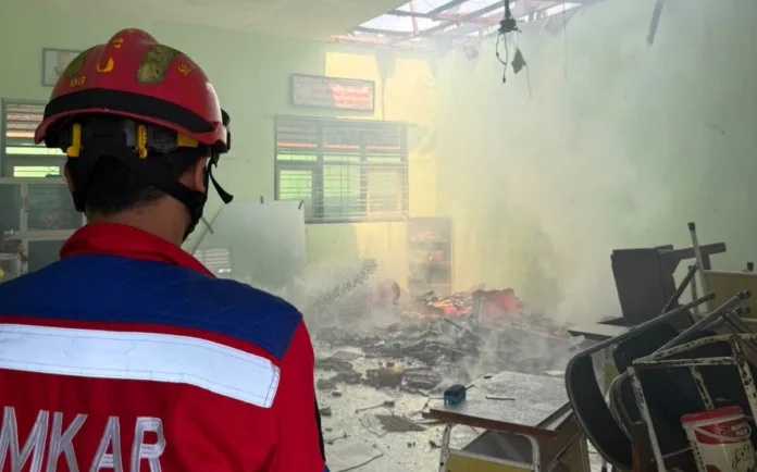 Kebakaran SMPN 7 Kota Malang, Api Bakar Ruang Perpustakaan dan Tak Merambat ke Ruangan Lain