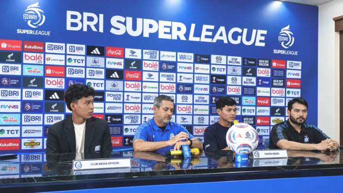 Derbi Jatim Arema FC vs Persik Kediri, Marcos Santos Waspadai Ball Possession dan Serangan Balik